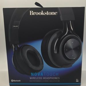 Brookstone Wireless Novatouch Headphones